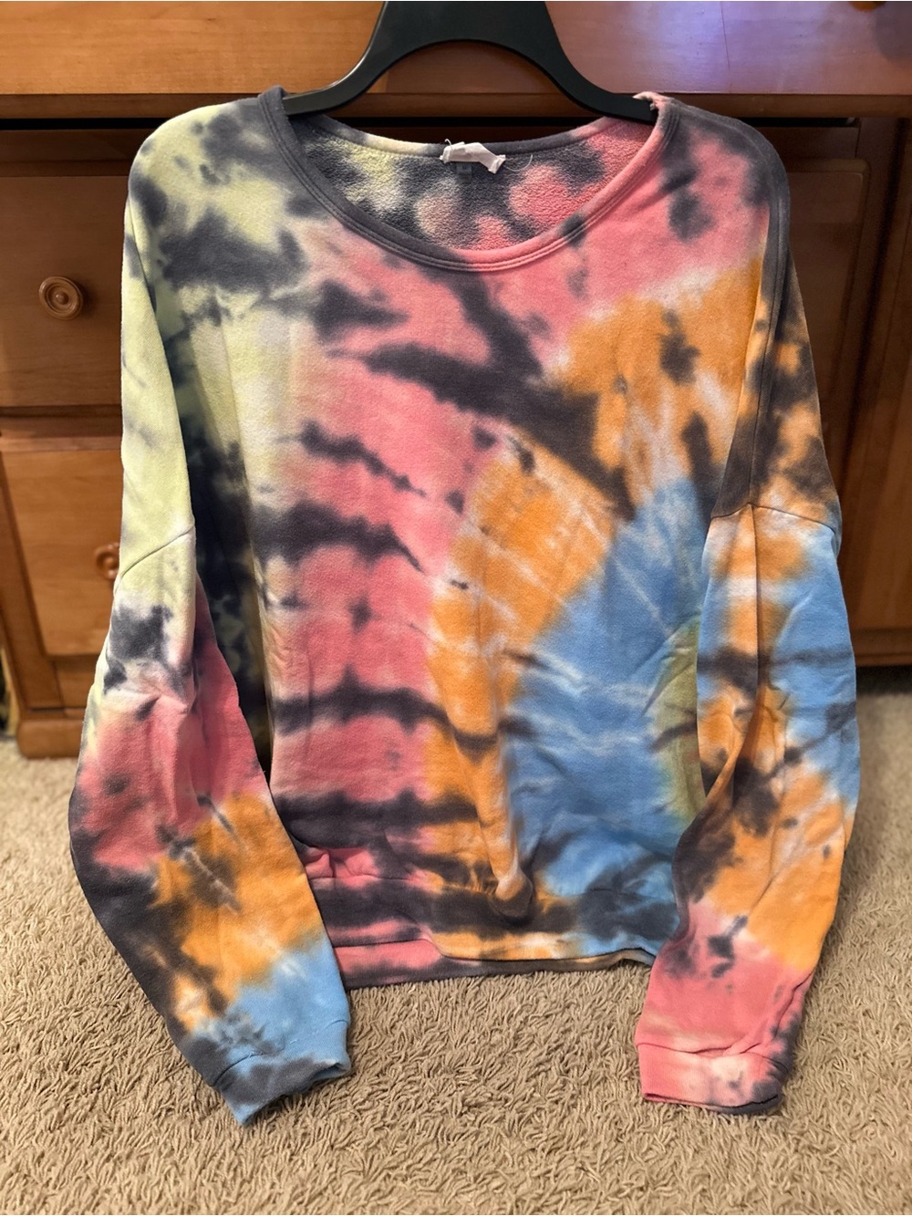 FANTASTIC FAWN VIBRANT TIE DYE SWEATER